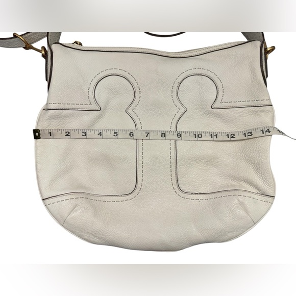 Tory Burch Amalie Adjustable Strap White Pebbled Leather Hobo Purse Crossbody - Picture 11 of 14